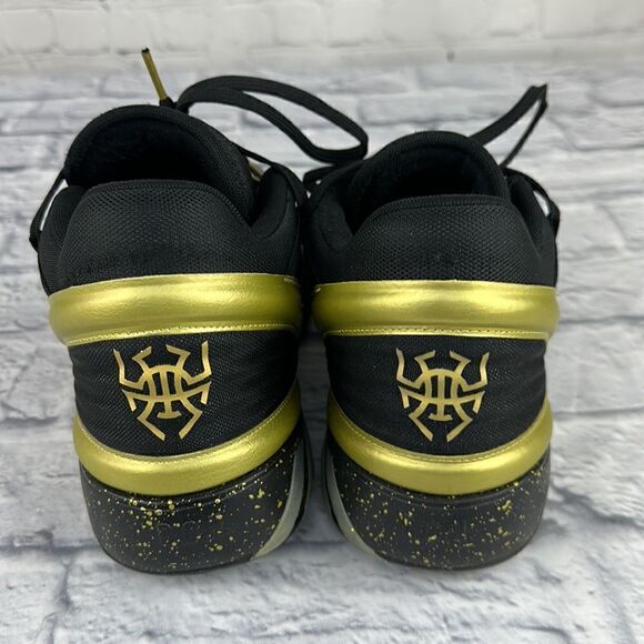 adidas DONOVAN MITCHELL D.O.N. ISSUE #2 FZ3881 Core Black Gold Men’s Size 10.5